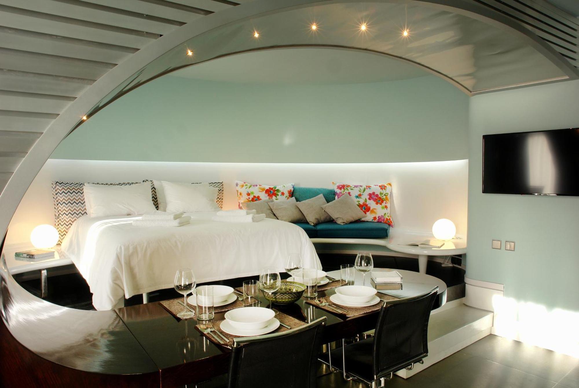 High End At The Center Of * Heraklion (Crete)